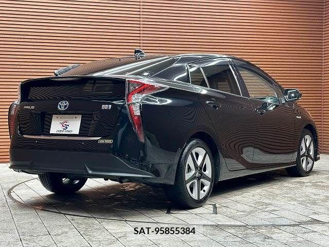 Toyota PRIUS 2016-06 281898-15