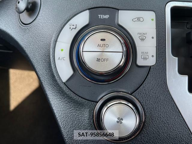 Toyota SIENTA 2019-06 368211-16