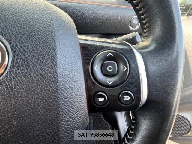 Toyota SIENTA 2019-06 368211-14