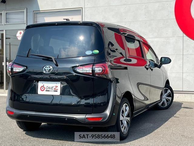 Toyota SIENTA 2019-06 368211-2