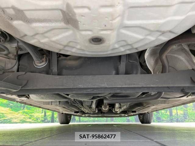 Nissan MARCH 2012-02 326774-18