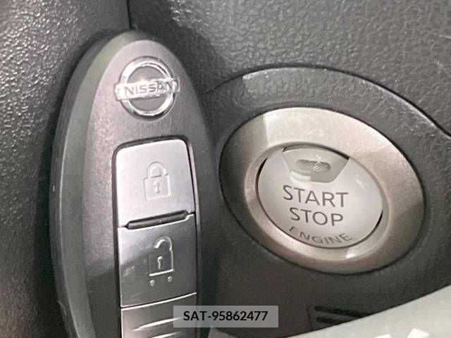 Nissan MARCH 2012-02 326774-5