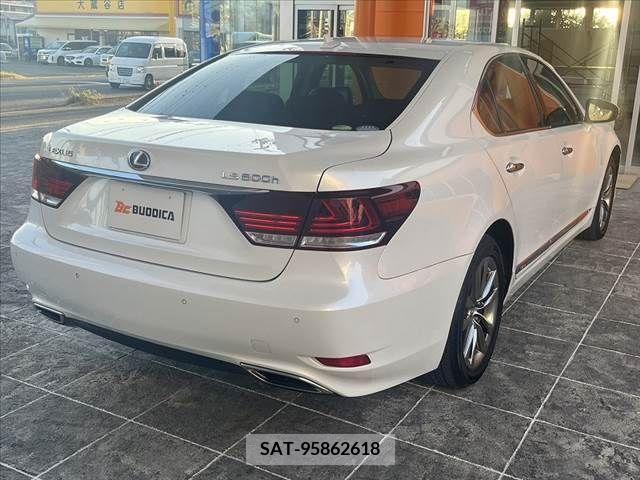 Lexus LS 2013-01 362897-22