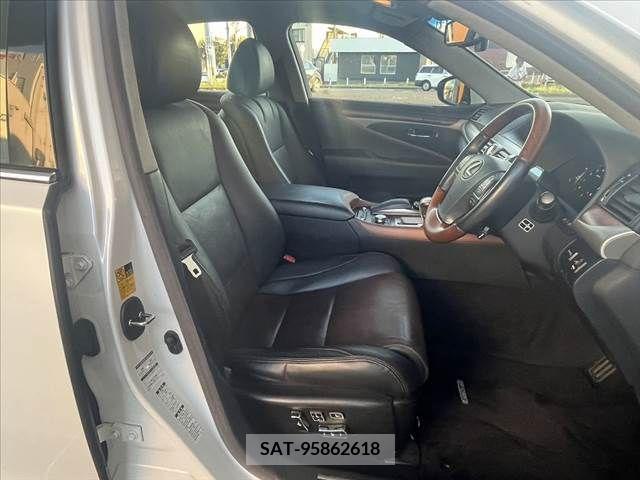 Lexus LS 2013-01 362897-12