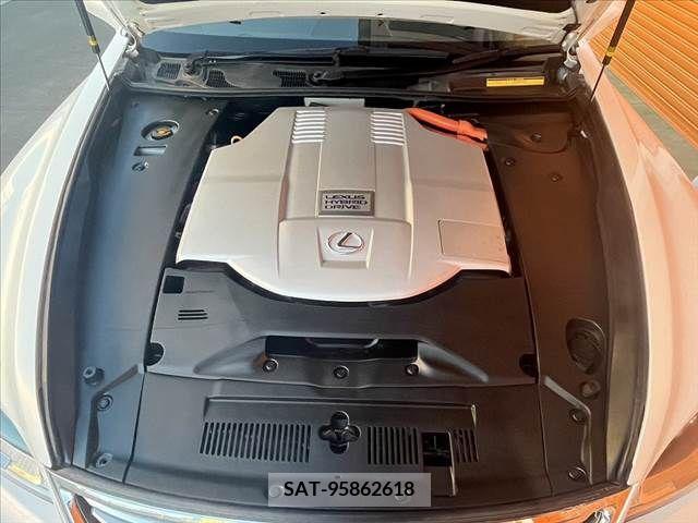 Lexus LS 2013-01 362897-19