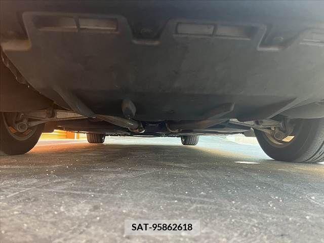 Lexus LS 2013-01 362897-18