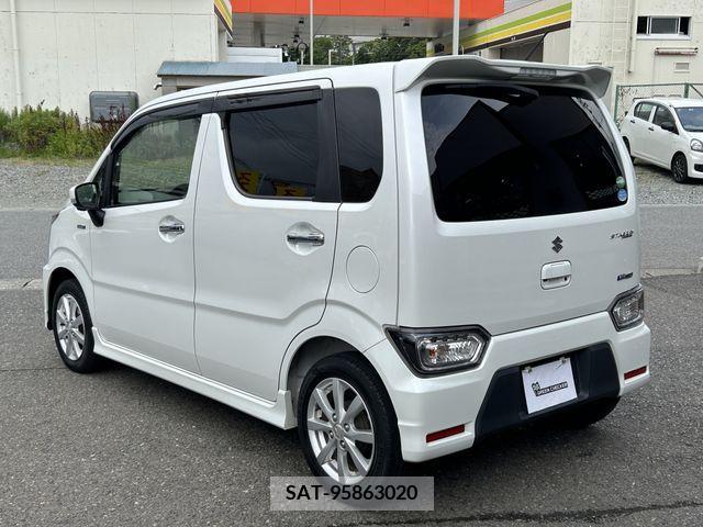 Suzuki WAGON R 2017-08 338594-8