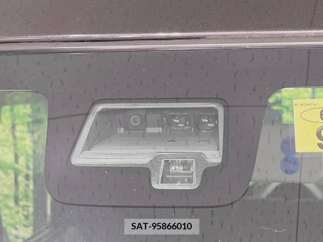 Suzuki SPACIA 2019-09 335842-5