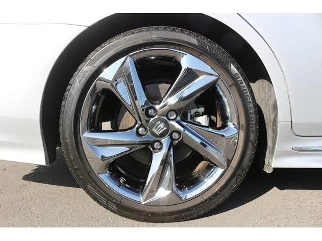 Toyota CROWN SEDAN 2018-08 6834-8