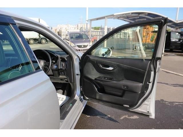 Toyota CROWN SEDAN 2018-08 6834-9