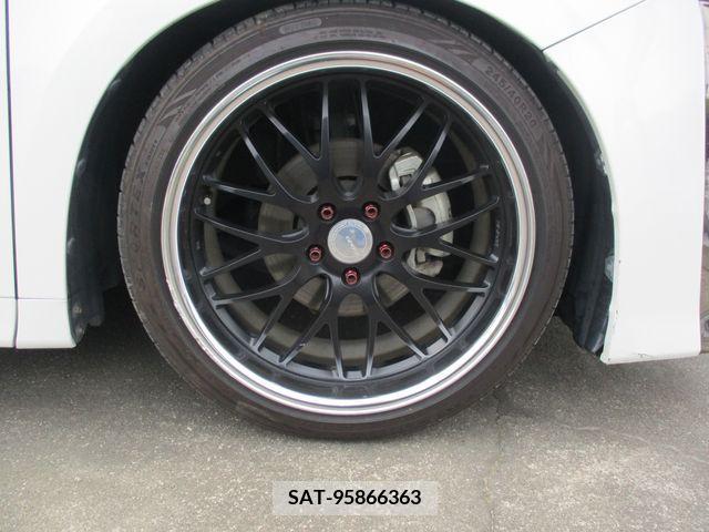 Toyota VELLFIRE 2018-02 299420-11
