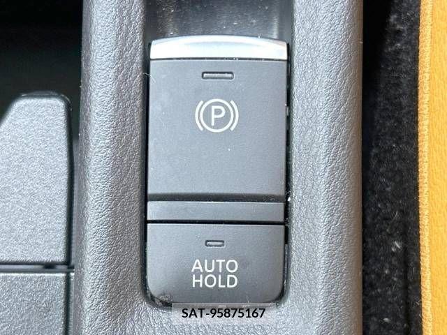 Nissan KICKS 2021-02 326008-6