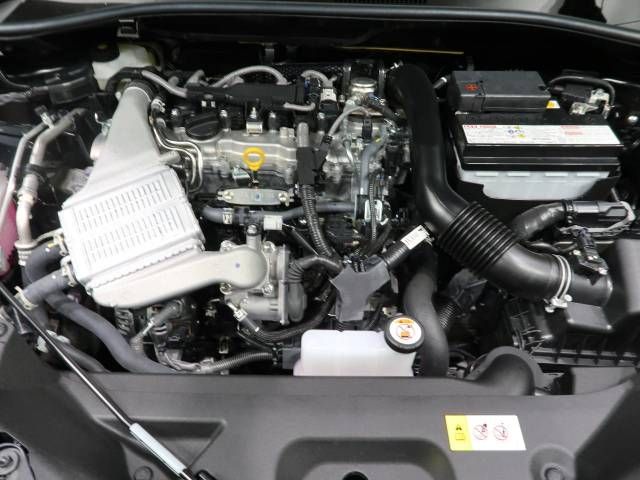 Toyota C-HR 2023-06 13904-18