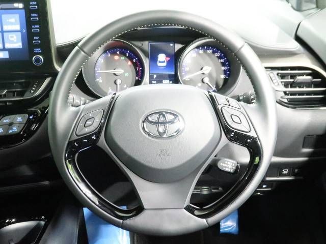 Toyota C-HR 2023-06 13904-11