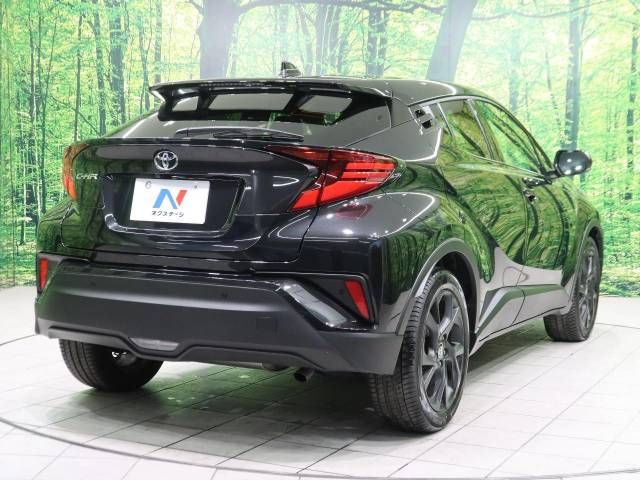 Toyota C-HR 2023-06 13904-17
