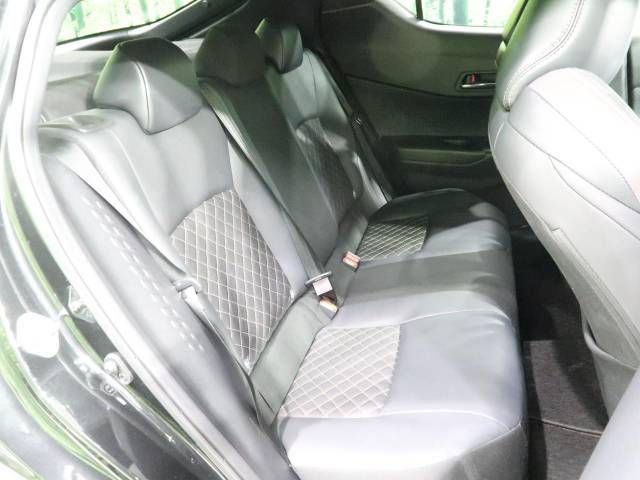 Toyota C-HR 2023-06 13904-9
