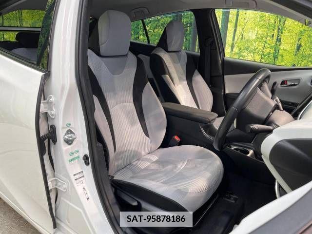 Toyota PRIUS 2016-02 383488-8