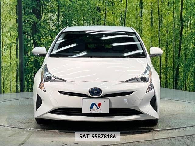 Toyota PRIUS 2016-02 383488-14