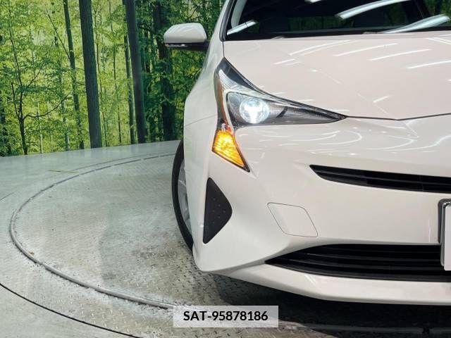 Toyota PRIUS 2016-02 383488-12