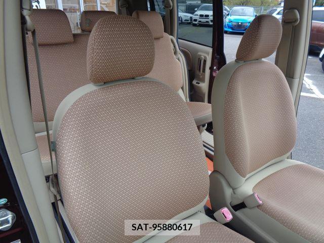 Toyota SIENTA 2013-07 313758-15