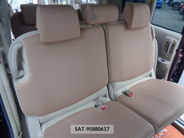Toyota SIENTA 2013-07 313758-16