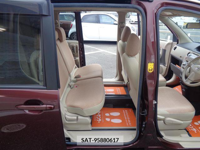 Toyota SIENTA 2013-07 313758-14