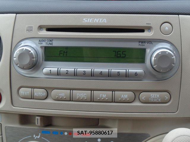 Toyota SIENTA 2013-07 313758-10