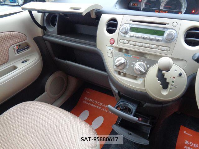 Toyota SIENTA 2013-07 313758-9