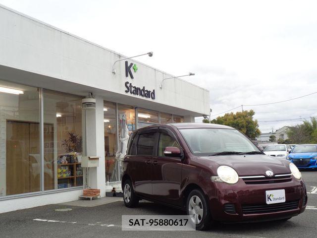 Toyota SIENTA 2013-07 313758-3