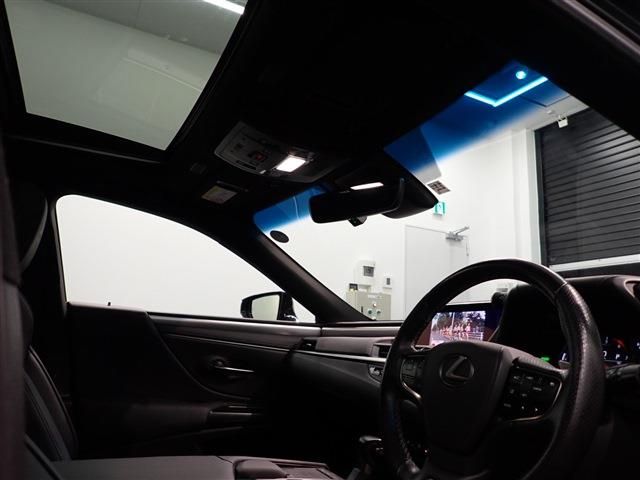 Lexus ES 2019-11 13389-15