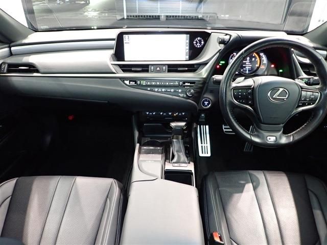 Lexus ES 2019-11 13389-11
