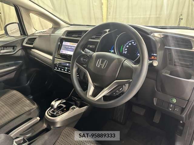 Honda FIT 2019-03 269393-12