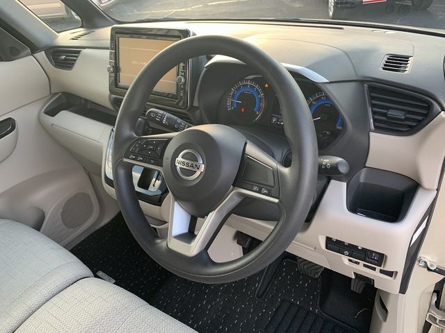 Nissan ROOX 2021-10 18590-6