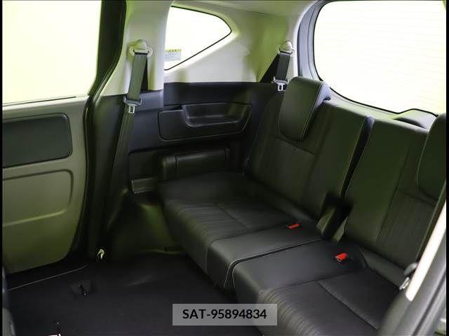 Honda FREED 2018-04 207366-23