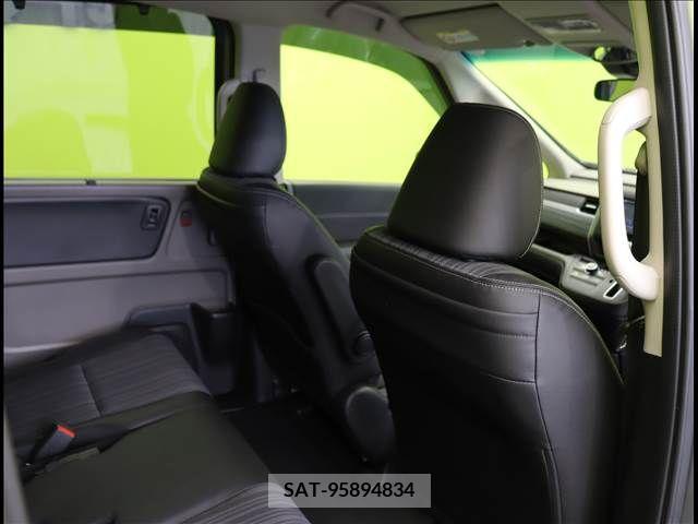 Honda FREED 2018-04 207366-19