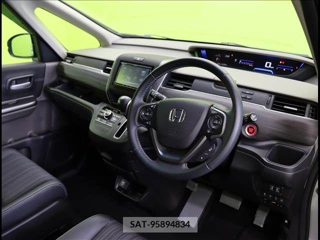 Honda FREED 2018-04 207366-15