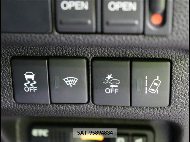 Honda FREED 2018-04 207366-13