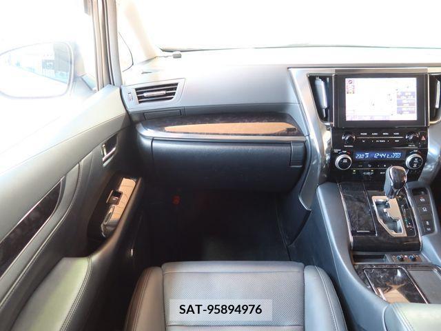 Toyota ALPHARD 2020-07 299609-11