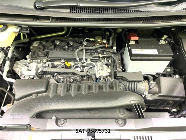 Toyota VOXY 2022-12 394974-18