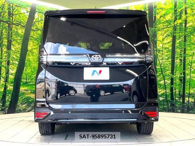 Toyota VOXY 2022-12 394974-15