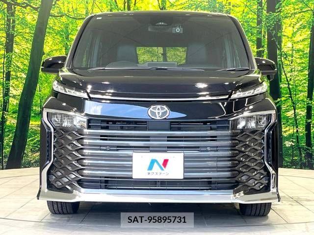 Toyota VOXY 2022-12 394974-14