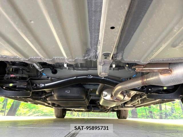 Toyota VOXY 2022-12 394974-19