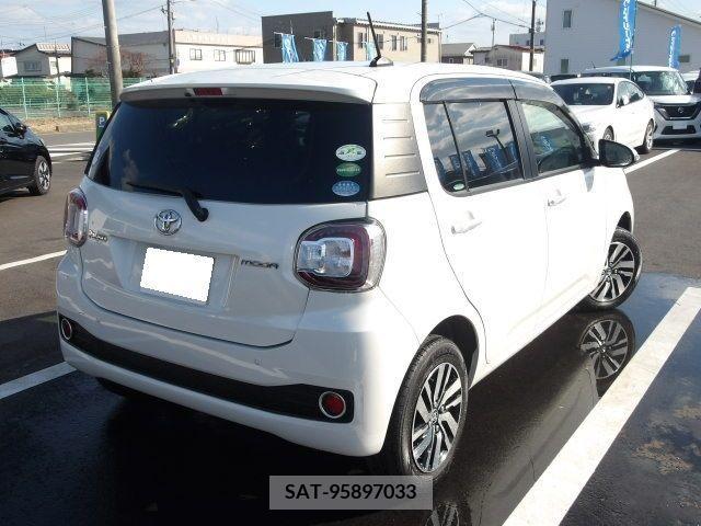Toyota PASSO 2017-06 242288-1