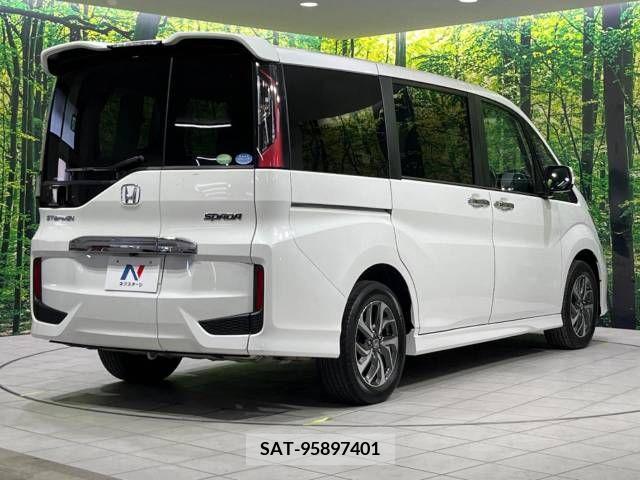Honda e 2015-06 336648-18