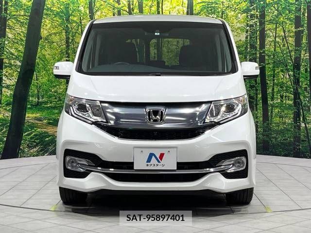 Honda e 2015-06 336648-15