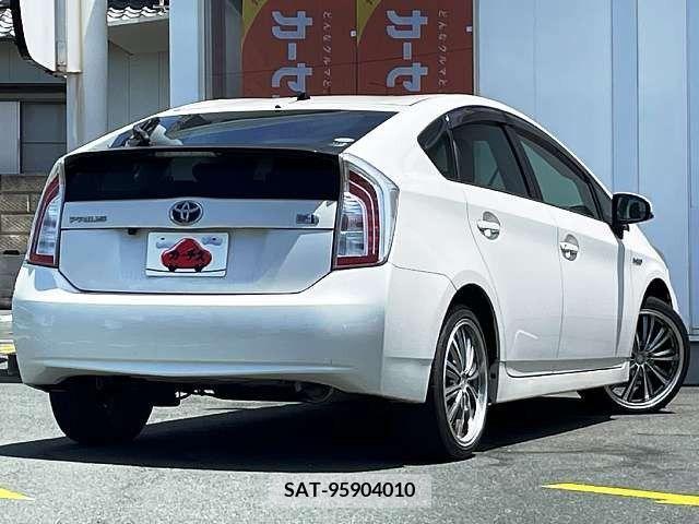 Toyota PRIUS 2012-07 346084-2