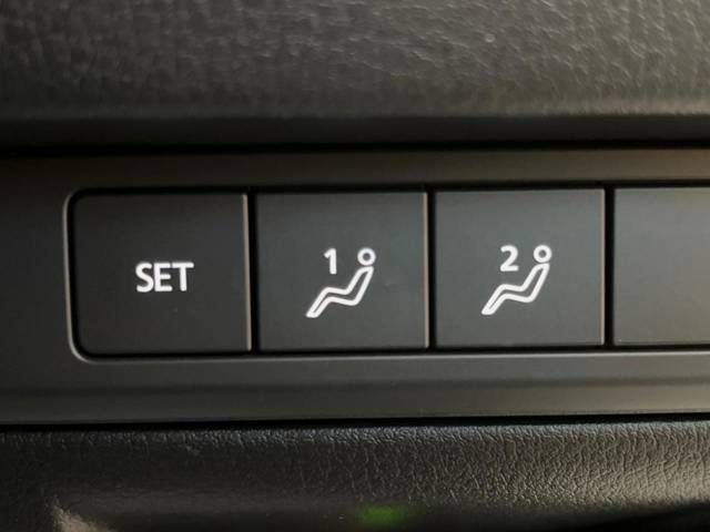Mazda MAZDA3 2020-09 21921-6