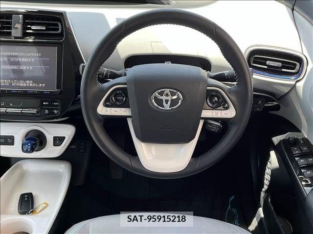 Toyota PRIUS 2016-01 281720-12