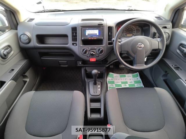 Nissan AD VAN 2019-01 325168-2