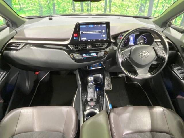 Toyota C-HR 2018-03 195845-1